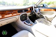 Jaguar XJ SOVEREIGN 3.2 V8 SWB 15