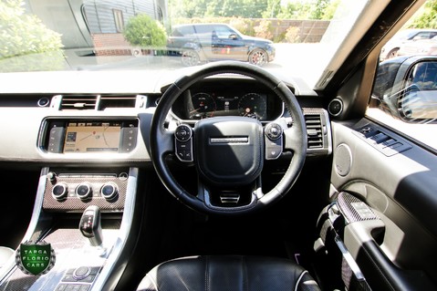 Land Rover Range Rover Sport SVR 5.0 V8 AUTO 17