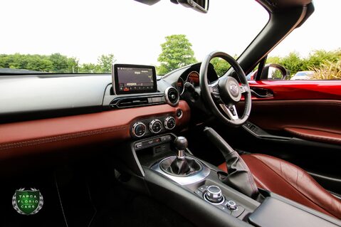 Mazda MX-5 2.0 RF SPORT NAV 19