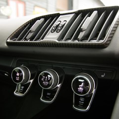 Audi R8 V10 PLUS QUATTRO 1
