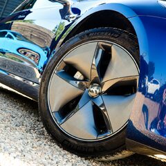 Tesla Model 3 LONG RANGE AWD 1