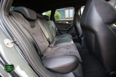 Audi RS4 AVANT 4.2 FSI QUATTRO 16