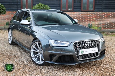 Audi RS4 AVANT 4.2 FSI QUATTRO 38