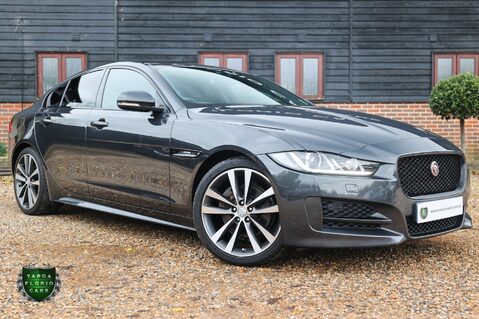 Jaguar XE 2.0 R-SPORT 2
