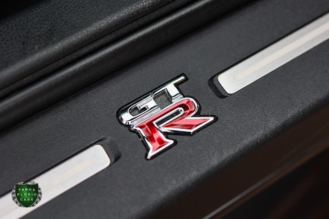 Nissan GT-R 3.8 PRESTIGE 24
