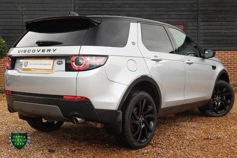Land Rover Discovery Sport 2.0 TD4 HSE BLACK 8