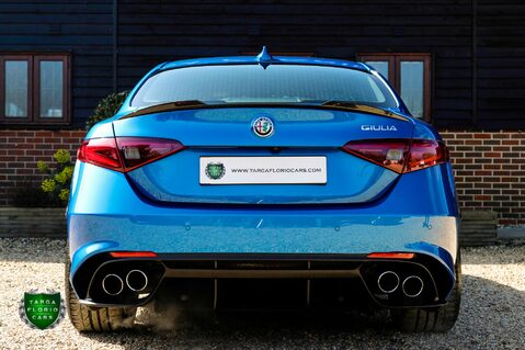 Alfa Romeo Giulia 2.9 V6 BITURBO QUADRIFOGLIO 6