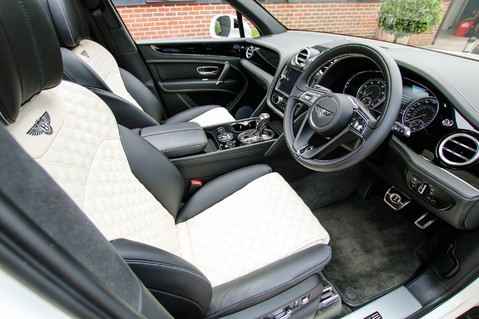 Bentley Bentayga 4.0 V8 by Urban Automotive 32