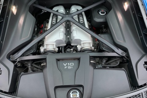 Audi R8 V10 PLUS QUATTRO - B&O -REVERSE CAMERA - EXTENDED NAPPA LEATHER 52