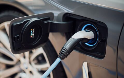 The government gets ready for the EV revolution