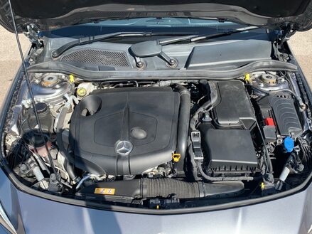 Mercedes-Benz Cla Class CLA 220 D 4MATIC AMG LINE