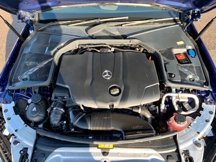 Mercedes-Benz C Class C220 D AMG LINE PREMIUM