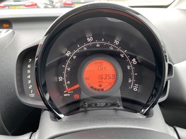 Toyota Aygo VVT-I X-PRESS 18