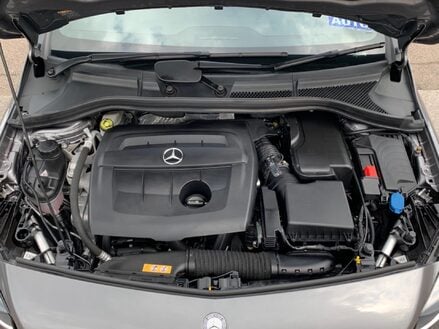 Mercedes-Benz B Class B 180 D AMG LINE EXECUTIVE