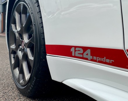 Fiat 124 Spider SPIDER S-DESIGN 53