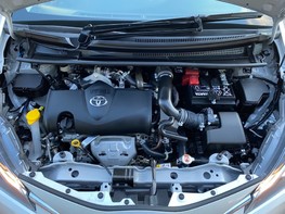 Toyota Yaris VVT-I ICON TECH 7
