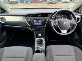 Toyota Auris ICON DUAL VVT-I 2