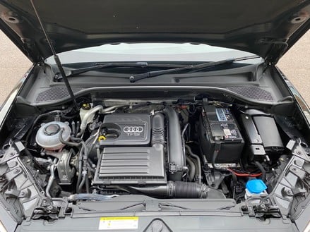 Audi Q2 TFSI SPORT 