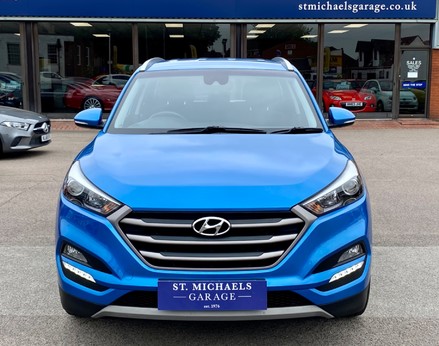Hyundai TUCSON CRDI SE NAV BLUE DRIVE 5
