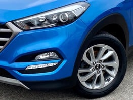 Hyundai TUCSON CRDI SE NAV BLUE DRIVE 3