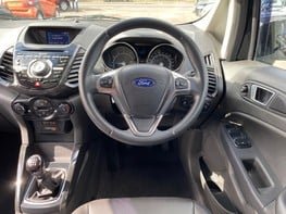 Ford Ecosport TITANIUM S 18