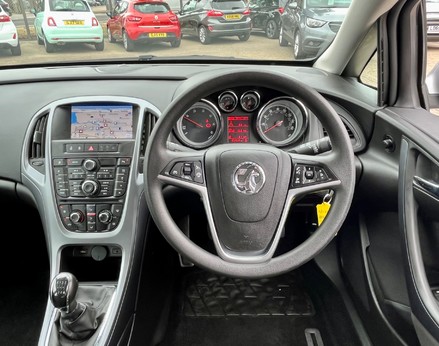 Vauxhall Astra DESIGN CDTI ECOFLEX S/S 18