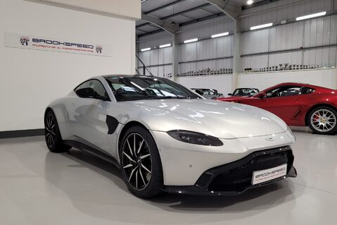 Aston Martin Vantage V8 Sportshift II Technical Data